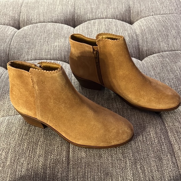 Jack Rogers Bailee - Picture 2 of 8